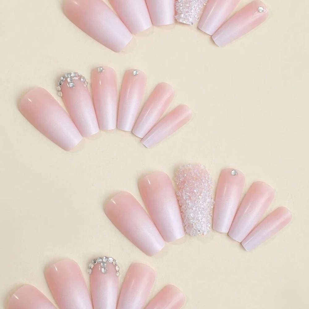 24pcs Long Coffin Shaped Ballet Style Gradient Sparkly Rhinestone Nail Tips Set - Picture 2 of 4